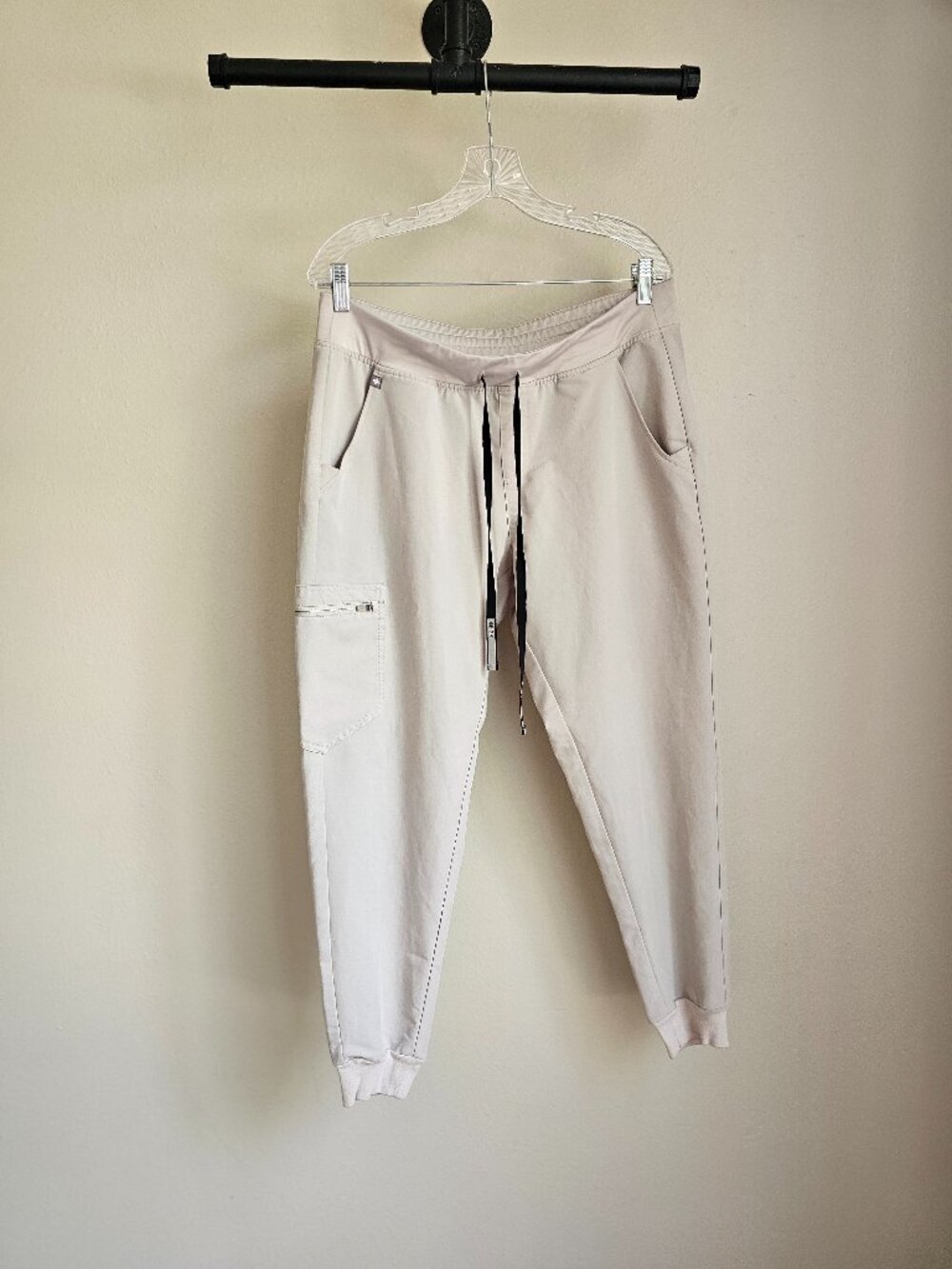 Figs Limited Edition Bone Zamora Scrub Joggers Size Large